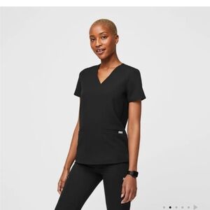 Figs Casma 3 pocket scrub top - Black, size Small